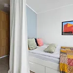 Golden Apartments/Op32